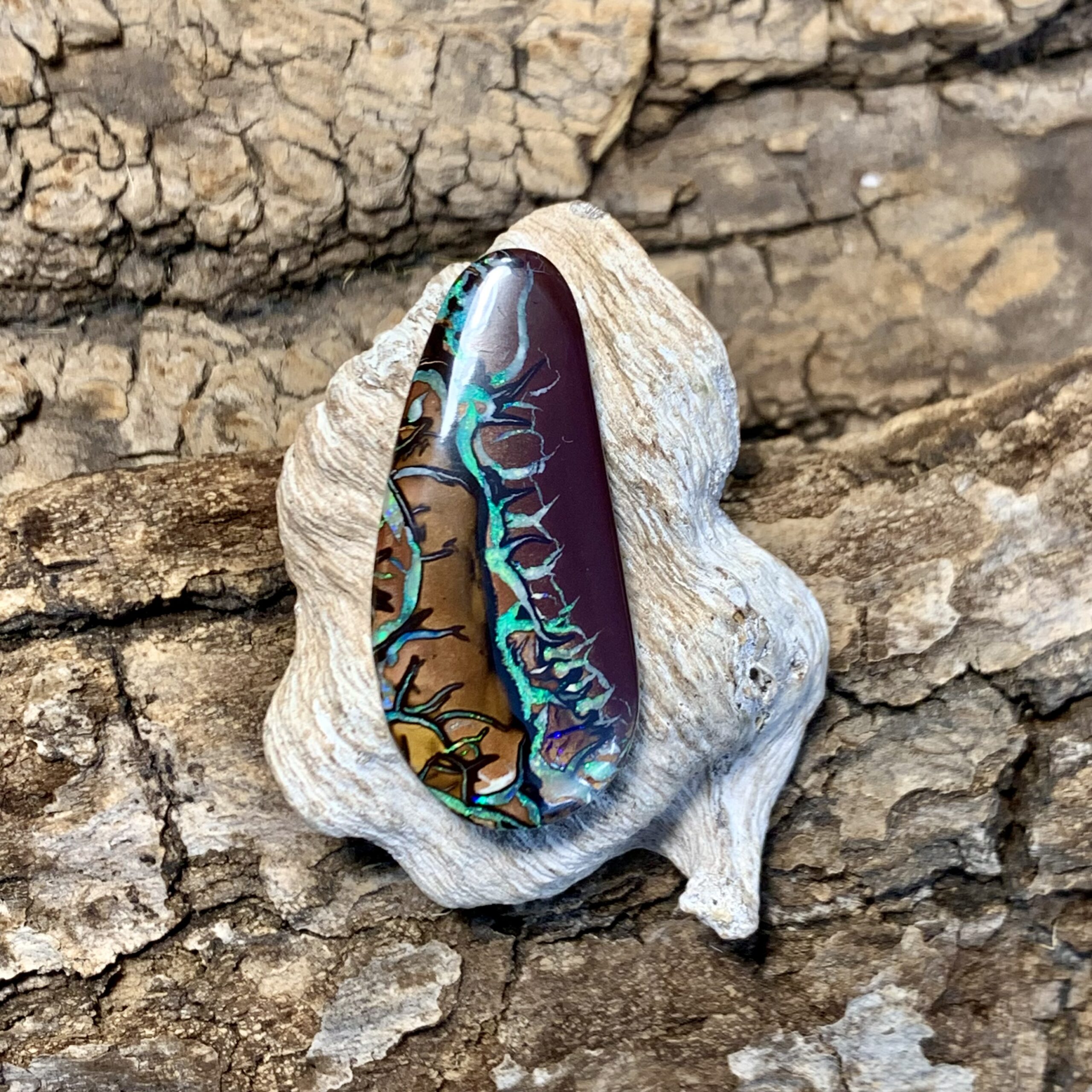 Fantastischer Boulder Matrix Opal