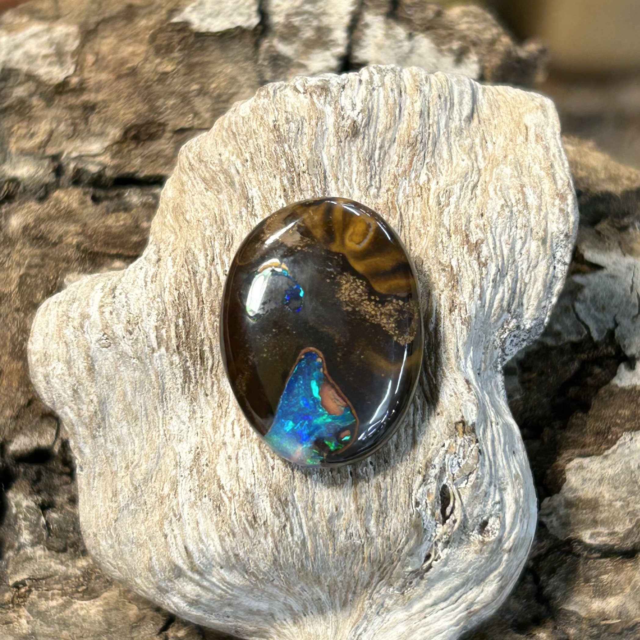 Exzentrischer Boulder Matrix Opal